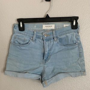 PACSUN The Shortie light denim shorts - Size 25